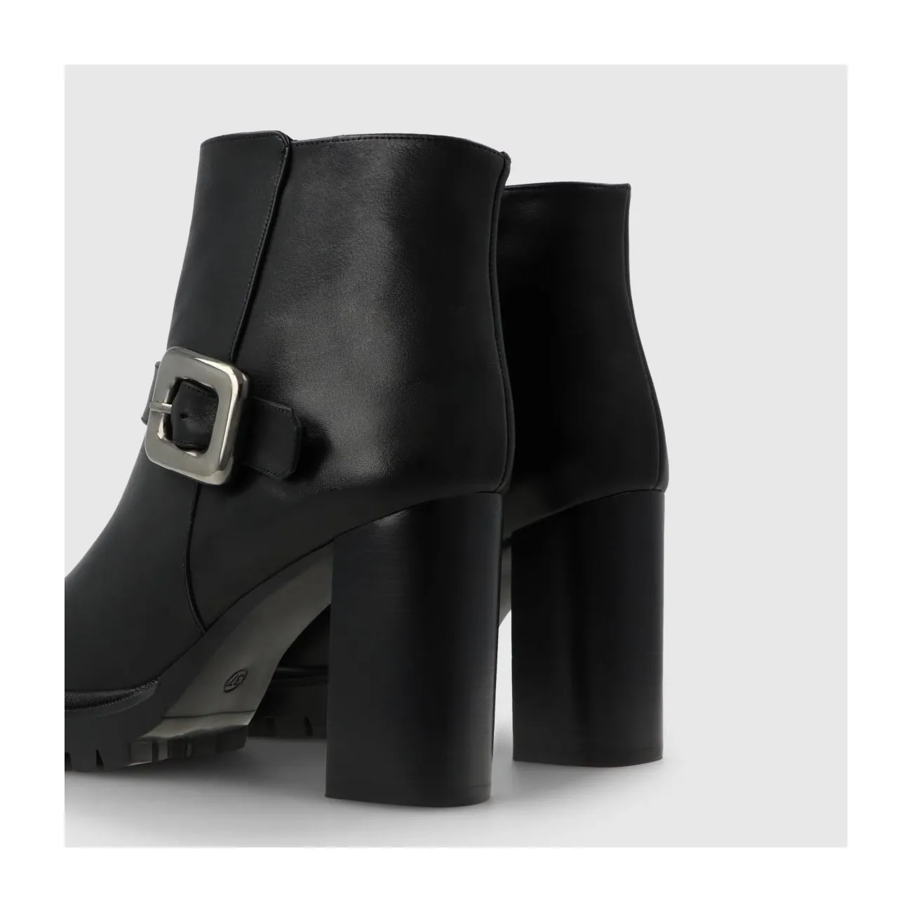 Bottines femme en cuir noir avec boucle | LODI Chaussures femme en ligne.