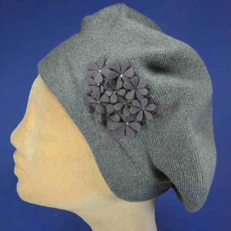 Béret tricoté, jolie couleur anthracite haute qualité | Pour femme