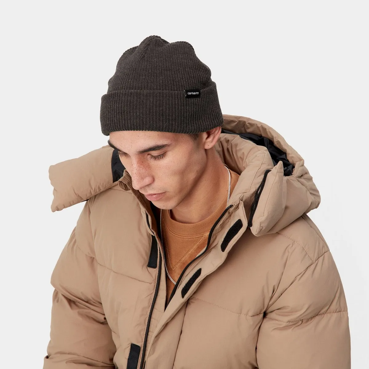 Carhartt - Bonnet côtelé Gordan gris béton