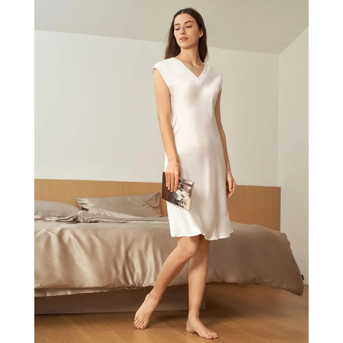 Chemise De Nuit En Soie Col V Manche Ample blanc | 3 Suisses