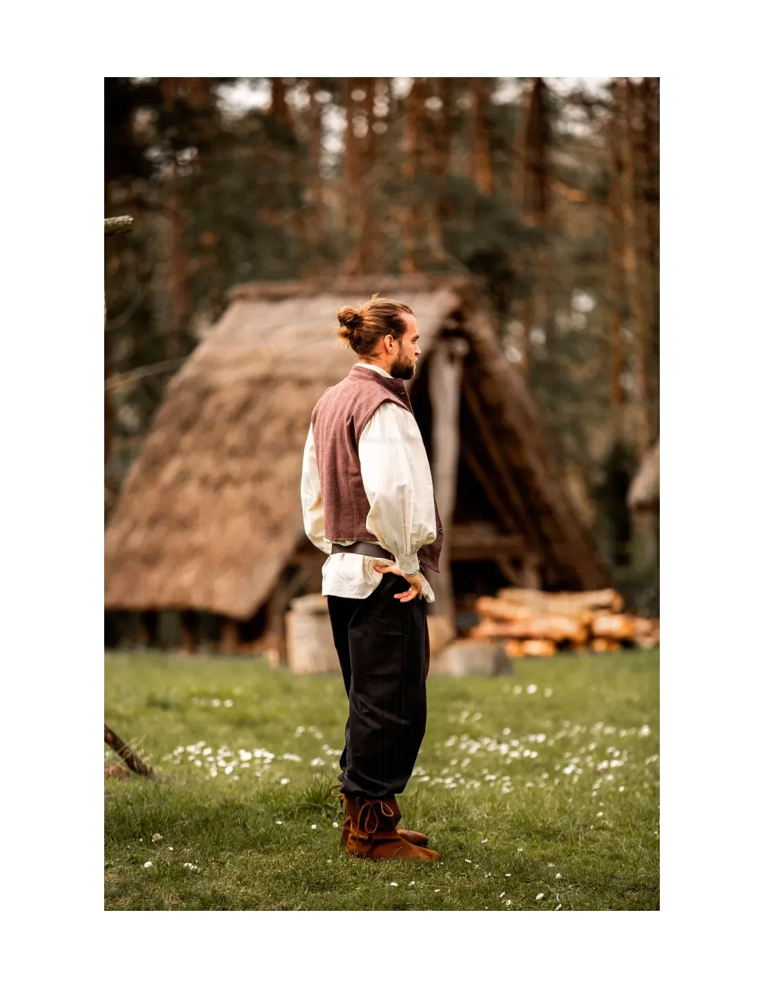 Gilet médiéval tricoté à la main Irvin, marron ⚔️ Boutique Épées